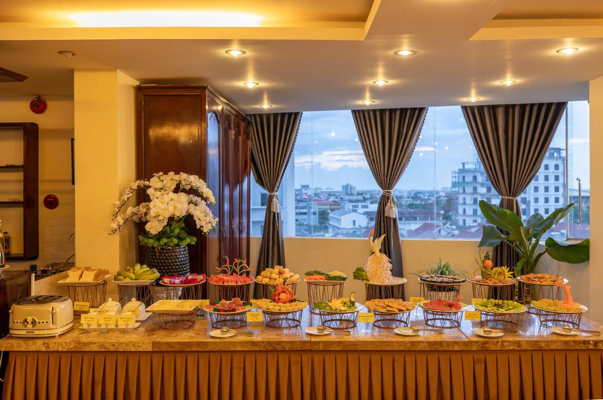 Baly Hotel Hue Luaran gambar