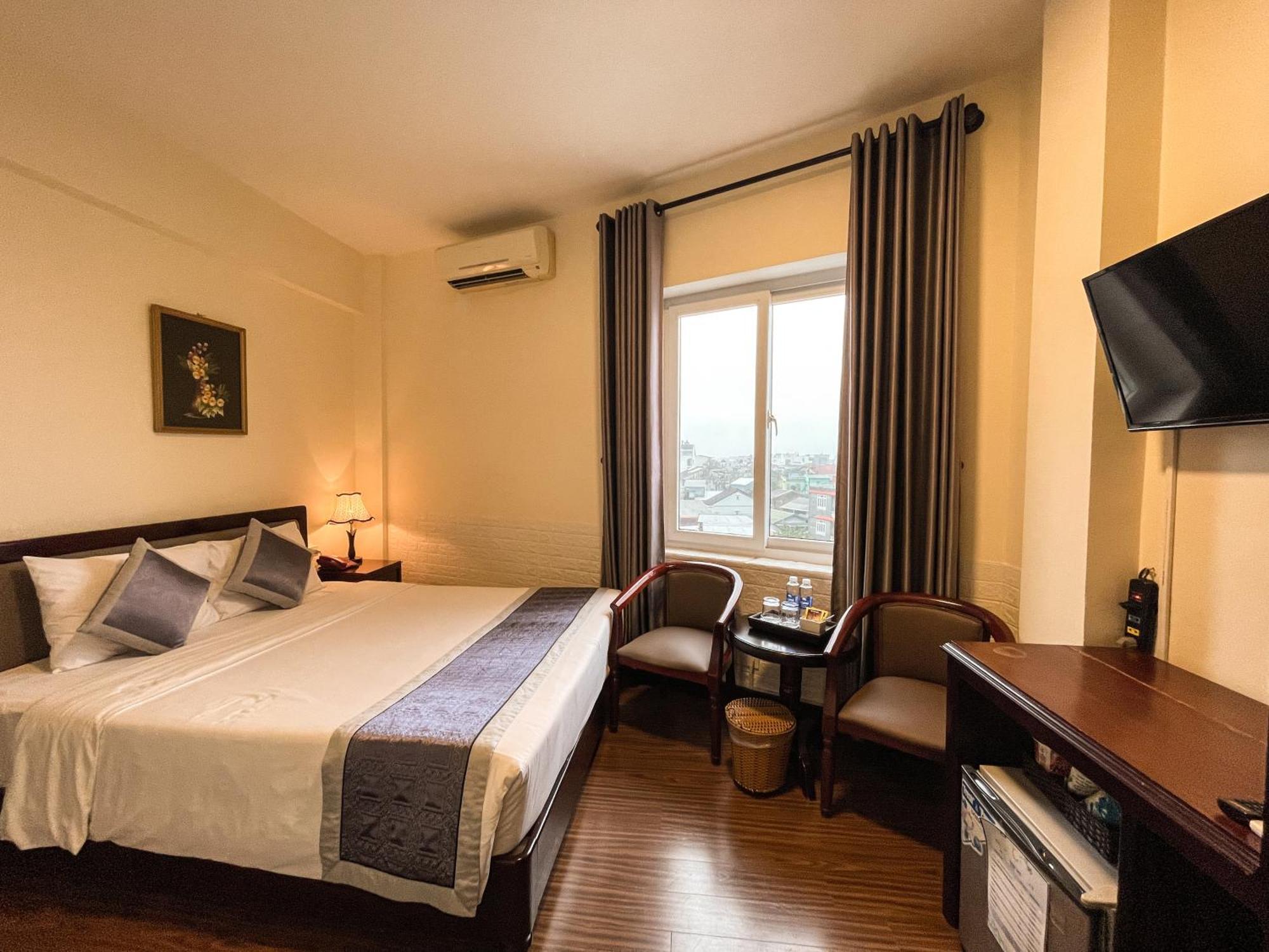Baly Hotel Hue Luaran gambar
